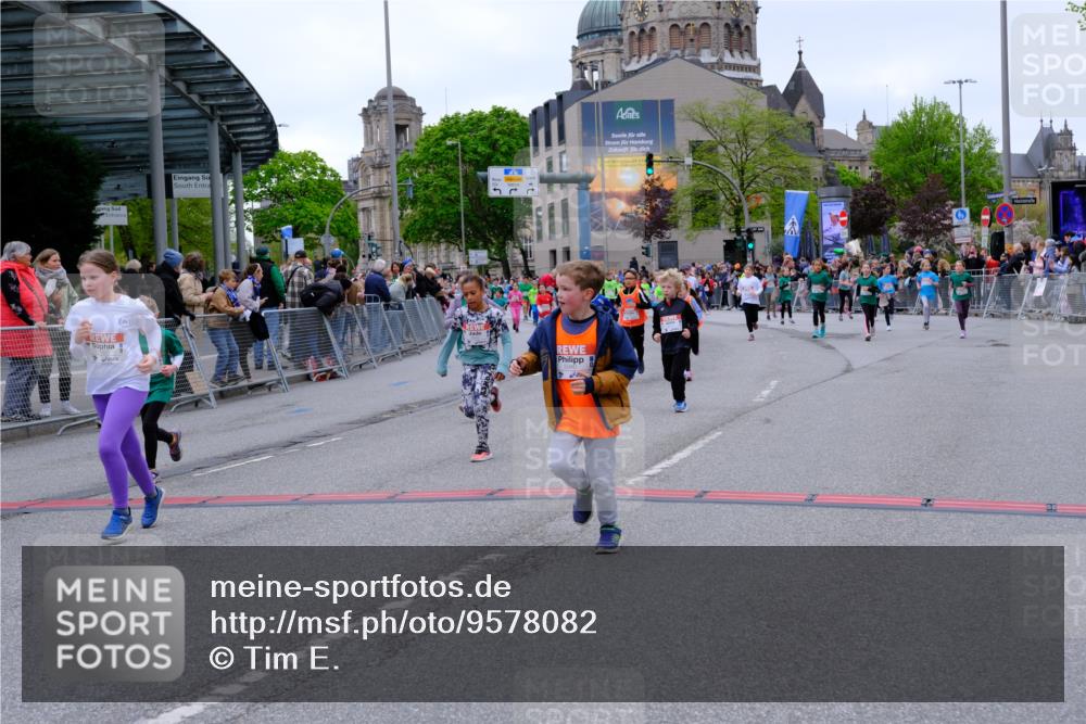 25.04.2026 - Das Zehntel Tim E. http://msf.ph/oto/9578082 25.04.2026 11:02:28 Ziel 5011, 5042, 5136, 5152, 5466, 5934, 5937, 5940, 6150, 6267, 6278, 6866, 7024, 7282, 7292, 7359, 7360, 7538, 7561, 7799, 7874, 7996 meine-sportfotos.de
