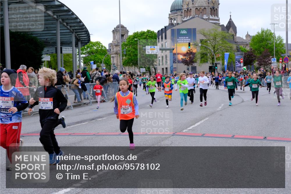 25.04.2026 - Das Zehntel Tim E. http://msf.ph/oto/9578102 25.04.2026 11:02:32 Ziel 5042, 5134, 5136, 5152, 5895, 5940, 6165, 6176, 6267, 6278, 6817, 6849, 7024, 7038, 7282, 7292, 7347, 7359, 7360, 7442, 7453, 7475, 7538, 7561, 7799, 7824, 7855, 7858, 7862, 7872, 7874, 8075 meine-sportfotos.de