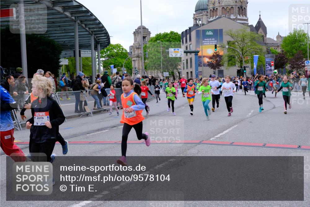 25.04.2026 - Das Zehntel Tim E. http://msf.ph/oto/9578104 25.04.2026 11:02:32 Ziel 5042, 5134, 5136, 5152, 5895, 5940, 6165, 6176, 6267, 6278, 6817, 6849, 7024, 7038, 7282, 7292, 7347, 7359, 7360, 7442, 7453, 7475, 7538, 7561, 7799, 7824, 7855, 7858, 7862, 7872, 7874, 8075 meine-sportfotos.de