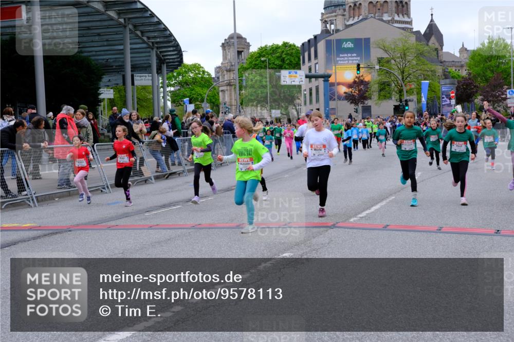 25.04.2026 - Das Zehntel Tim E. http://msf.ph/oto/9578113 25.04.2026 11:02:33 Ziel 5042, 5134, 5136, 5152, 5888, 5891, 5895, 5940, 6165, 6176, 6267, 6278, 6817, 6849, 7024, 7038, 7282, 7292, 7347, 7359, 7360, 7442, 7453, 7475, 7799, 7824, 7855, 7858, 7862, 7872, 7874, 8075 meine-sportfotos.de