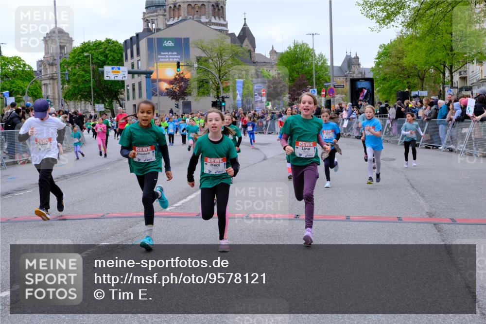 25.04.2026 - Das Zehntel Tim E. http://msf.ph/oto/9578121 25.04.2026 11:02:34 Ziel 5042, 5134, 5136, 5152, 5888, 5891, 5895, 5940, 6165, 6176, 6267, 6269, 6278, 6817, 6849, 7024, 7038, 7347, 7359, 7360, 7442, 7453, 7475, 7799, 7824, 7855, 7858, 7862, 7872, 7874, 8075 meine-sportfotos.de