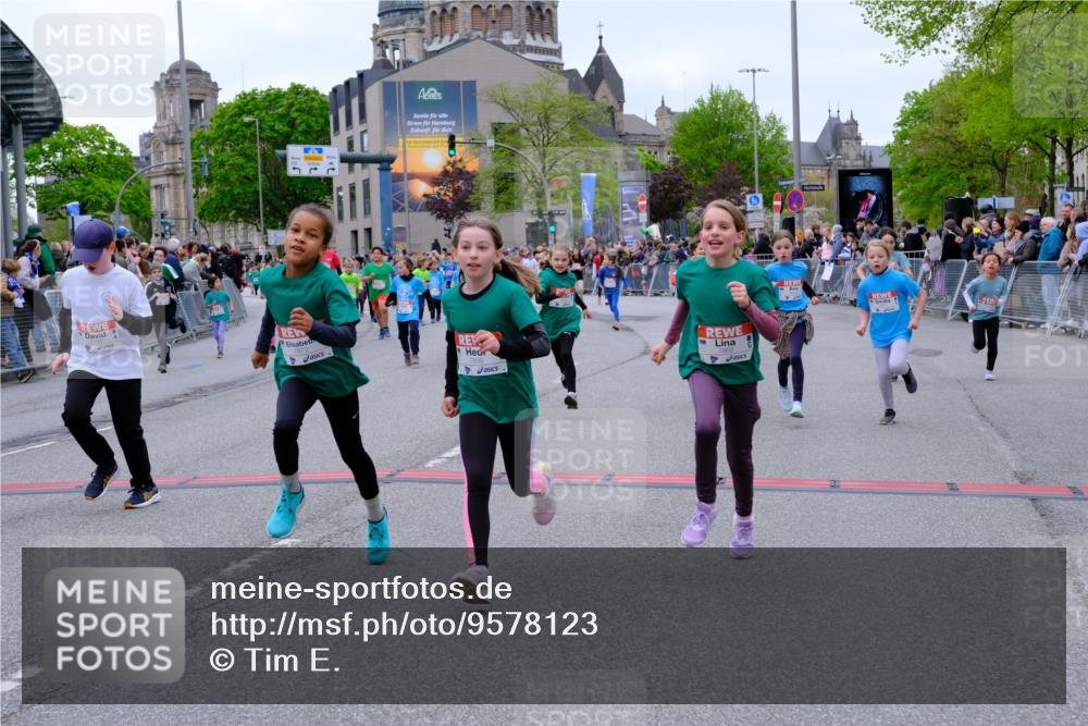 25.04.2026 - Das Zehntel Tim E. http://msf.ph/oto/9578123 25.04.2026 11:02:35 Ziel 5042, 5134, 5136, 5152, 5330, 5351, 5888, 5891, 5895, 6165, 6176, 6267, 6268, 6269, 6278, 6817, 6849, 7024, 7038, 7347, 7359, 7360, 7442, 7453, 7475, 7799, 7824, 7855, 7858, 7862, 7872, 7874, 8075 meine-sportfotos.de