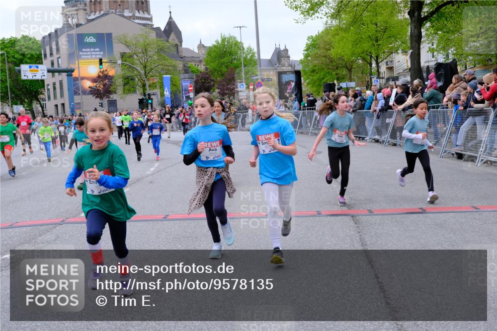 25.04.2026 - Das Zehntel Tim E. http://msf.ph/oto/9578135 25.04.2026 11:02:36 Ziel 5042, 5134, 5136, 5330, 5351, 5888, 5891, 5895, 6165, 6176, 6267, 6268, 6269, 6278, 6485, 6817, 6849, 7024, 7025, 7038, 7347, 7359, 7360, 7442, 7453, 7475, 7799, 7824, 7855, 7858, 7862, 7872, 7874, 8075 meine-sportfotos.de