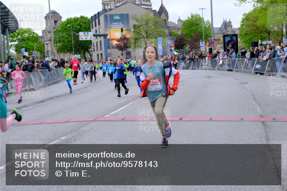 25.04.2026 - Das Zehntel Tim E. http://msf.ph/oto/9578143 25.04.2026 11:02:38 Ziel 5134, 5136, 5231, 5330, 5351, 5888, 5891, 5895, 6165, 6176, 6268, 6269, 6485, 6817, 6849, 7024, 7025, 7038, 7347, 7359, 7360, 7442, 7453, 7475, 7824, 7855, 7858, 7862, 7872, 8075 meine-sportfotos.de