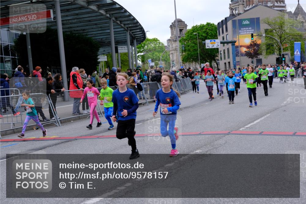 25.04.2026 - Das Zehntel Tim E. http://msf.ph/oto/9578157 25.04.2026 11:02:40 Ziel 5134, 5136, 5231, 5330, 5351, 5888, 5891, 5895, 6165, 6176, 6268, 6269, 6485, 6812, 6817, 6849, 7024, 7025, 7038, 7343, 7347, 7442, 7453, 7475, 7602, 7620, 7824, 7855, 7858, 7862, 7872, 8075 meine-sportfotos.de