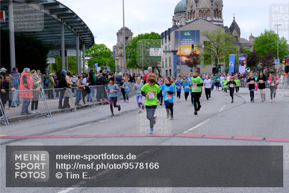 25.04.2026 - Das Zehntel Tim E. http://msf.ph/oto/9578166 25.04.2026 11:02:43 Ziel 5046, 5214, 5224, 5225, 5231, 5330, 5351, 5865, 5888, 5891, 5895, 6268, 6269, 6291, 6485, 6570, 6598, 6812, 6976, 6994, 6995, 7000, 7025, 7343, 7442, 7453, 7475, 7602, 7610, 7620, 7630, 8075 meine-sportfotos.de