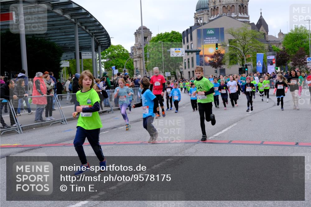 25.04.2026 - Das Zehntel Tim E. http://msf.ph/oto/9578175 25.04.2026 11:02:44 Ziel 5046, 5106, 5214, 5224, 5225, 5231, 5262, 5330, 5351, 5685, 5745, 5774, 5865, 5888, 5891, 5895, 6268, 6269, 6291, 6485, 6570, 6598, 6812, 6976, 6994, 6995, 7000, 7025, 7343, 7442, 7453, 7475, 7602, 7610, 7620, 7630, 8075 meine-sportfotos.de