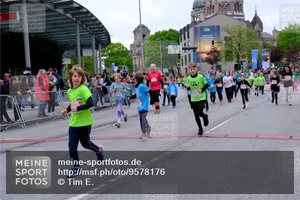 25.04.2026 - Das Zehntel Tim E. http://msf.ph/oto/9578176 25.04.2026 11:02:44 Ziel 5046, 5106, 5214, 5224, 5225, 5231, 5262, 5330, 5351, 5685, 5745, 5774, 5865, 5888, 5891, 5895, 6268, 6269, 6291, 6485, 6570, 6598, 6812, 6976, 6994, 6995, 7000, 7025, 7343, 7442, 7453, 7475, 7602, 7610, 7620, 7630, 8075 meine-sportfotos.de