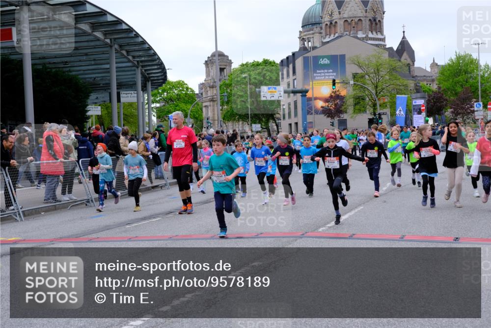 25.04.2026 - Das Zehntel Tim E. http://msf.ph/oto/9578189 25.04.2026 11:02:46 Ziel 5046, 5106, 5214, 5224, 5225, 5231, 5262, 5330, 5351, 5685, 5745, 5774, 5865, 6268, 6269, 6291, 6316, 6485, 6570, 6598, 6780, 6782, 6812, 6976, 6994, 6995, 7000, 7025, 7343, 7441, 7602, 7610, 7620, 7630, 7934, 7936 meine-sportfotos.de