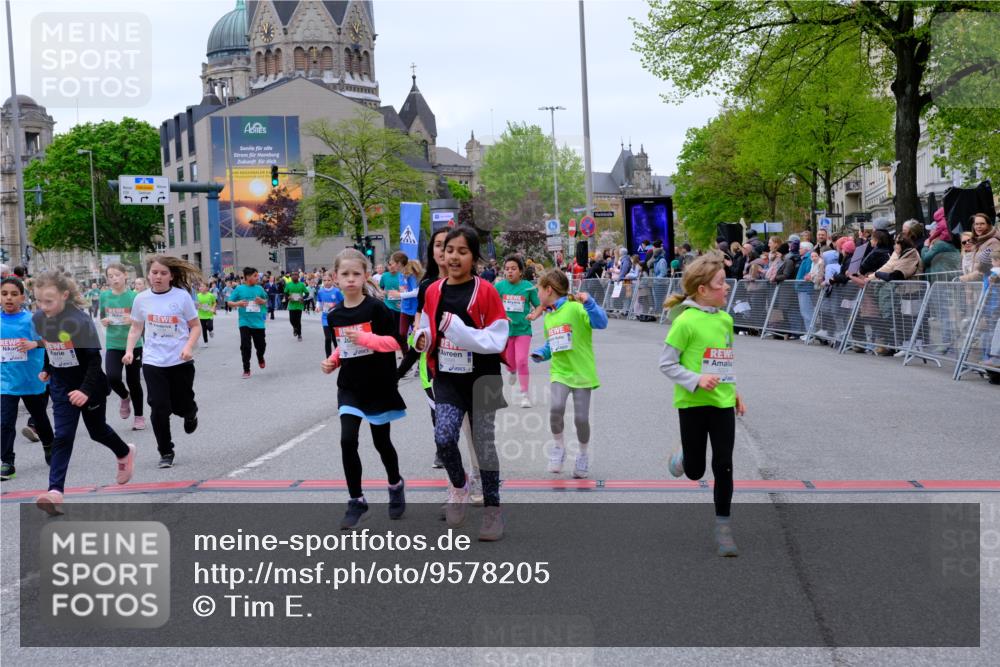 25.04.2026 - Das Zehntel Tim E. http://msf.ph/oto/9578205 25.04.2026 11:02:48 Ziel 5046, 5106, 5214, 5224, 5225, 5231, 5262, 5685, 5745, 5774, 5865, 5914, 6291, 6315, 6316, 6485, 6570, 6598, 6780, 6782, 6812, 6927, 6949, 6976, 6994, 6995, 7000, 7025, 7343, 7441, 7602, 7610, 7620, 7630, 7934, 7936, 8068 meine-sportfotos.de
