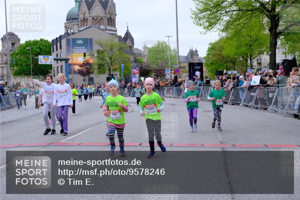 25.04.2026 - Das Zehntel Tim E. http://msf.ph/oto/9578246 25.04.2026 11:03:00 Ziel 5111, 5115, 5184, 5186, 5272, 5283, 5410, 5423, 5440, 5468, 5520, 5864, 5899, 5902, 5914, 5915, 5922, 5998, 6312, 6315, 6448, 6457, 6476, 6479, 6591, 6607, 6949, 7018, 7031, 7237, 7269, 7609, 8068 meine-sportfotos.de