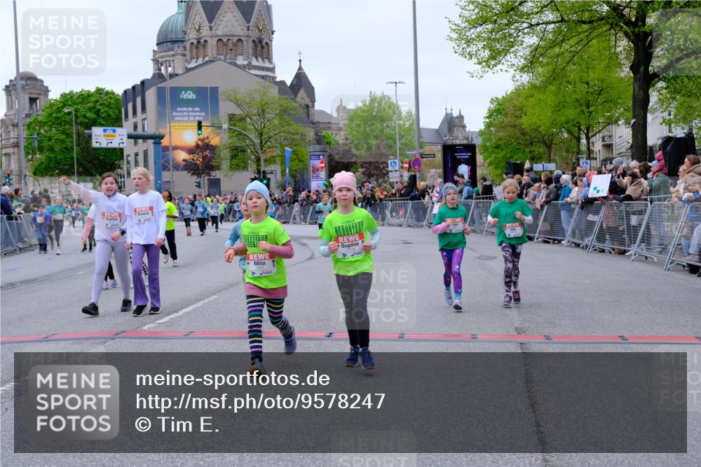 25.04.2026 - Das Zehntel Tim E. http://msf.ph/oto/9578247 25.04.2026 11:03:00 Ziel 5111, 5115, 5184, 5186, 5272, 5283, 5410, 5423, 5440, 5468, 5520, 5864, 5899, 5902, 5914, 5915, 5922, 5998, 6312, 6315, 6448, 6457, 6476, 6479, 6591, 6607, 6949, 7018, 7031, 7237, 7269, 7609, 8068 meine-sportfotos.de