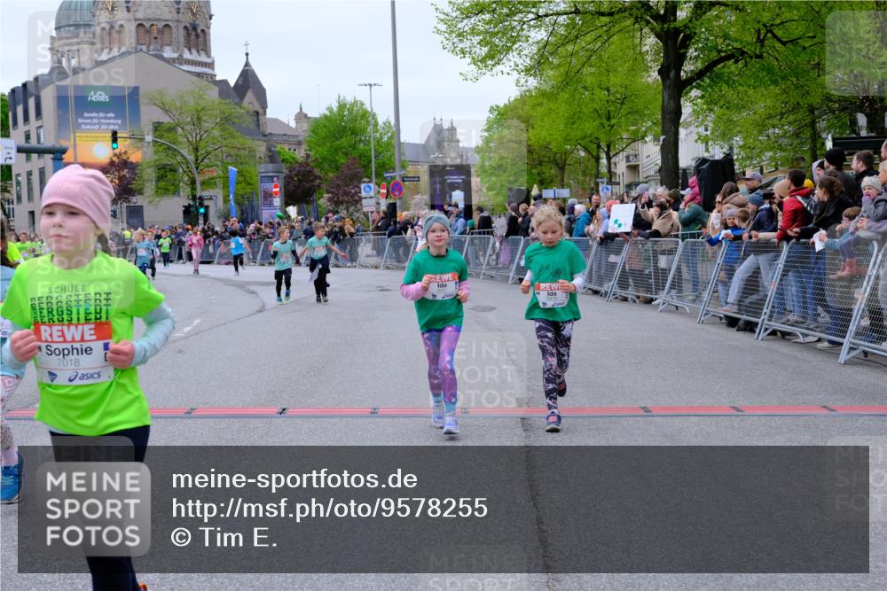25.04.2026 - Das Zehntel Tim E. http://msf.ph/oto/9578255 25.04.2026 11:03:01 Ziel 5111, 5115, 5184, 5186, 5272, 5283, 5410, 5423, 5440, 5468, 5520, 5864, 5899, 5902, 5915, 5922, 5998, 6030, 6312, 6448, 6457, 6476, 6479, 6591, 6607, 7018, 7031, 7237, 7269, 7440, 7609 meine-sportfotos.de