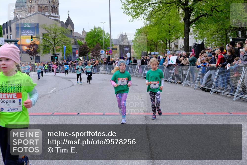 25.04.2026 - Das Zehntel Tim E. http://msf.ph/oto/9578256 25.04.2026 11:03:01 Ziel 5111, 5115, 5184, 5186, 5272, 5283, 5410, 5423, 5440, 5468, 5520, 5864, 5899, 5902, 5915, 5922, 5998, 6030, 6312, 6448, 6457, 6476, 6479, 6591, 6607, 7018, 7031, 7237, 7269, 7440, 7609 meine-sportfotos.de