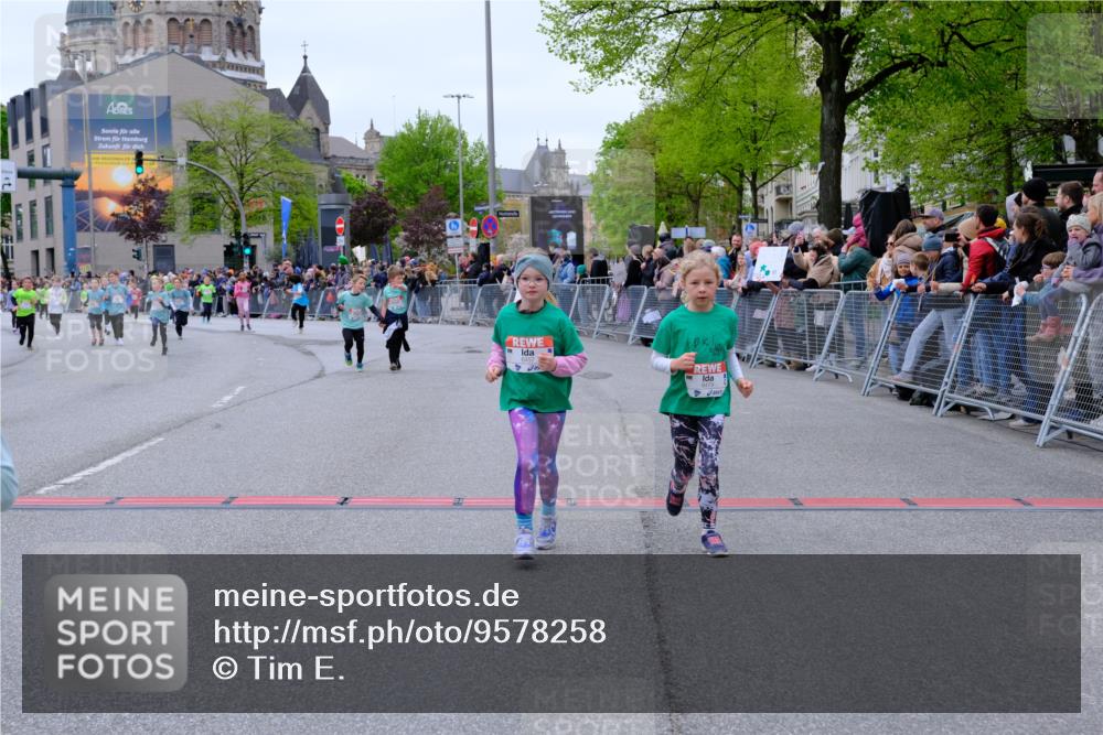 25.04.2026 - Das Zehntel Tim E. http://msf.ph/oto/9578258 25.04.2026 11:03:01 Ziel 5111, 5115, 5184, 5186, 5272, 5283, 5410, 5423, 5440, 5468, 5520, 5864, 5899, 5902, 5915, 5922, 5998, 6030, 6312, 6448, 6457, 6476, 6479, 6591, 6607, 7018, 7031, 7237, 7269, 7440, 7609 meine-sportfotos.de