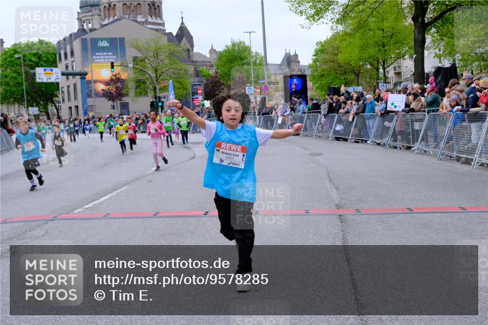 25.04.2026 - Das Zehntel Tim E. http://msf.ph/oto/9578285 25.04.2026 11:03:09 Ziel 5052, 5053, 5184, 5186, 5398, 5594, 5662, 5991, 5998, 6030, 6190, 6399, 6567, 6591, 6593, 6887, 7064, 7087, 7117, 7237, 7269, 7426, 7440, 7444, 7483, 7600, 7979, 7980, 7994 meine-sportfotos.de