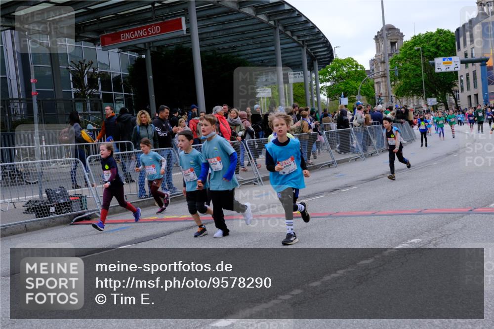 25.04.2026 - Das Zehntel Tim E. http://msf.ph/oto/9578290 25.04.2026 11:03:11 Ziel 5052, 5053, 5184, 5186, 5398, 5594, 5662, 5991, 5998, 6030, 6190, 6399, 6567, 6593, 6887, 7064, 7087, 7117, 7237, 7273, 7345, 7426, 7440, 7444, 7483, 7600, 7979, 7980, 7994 meine-sportfotos.de