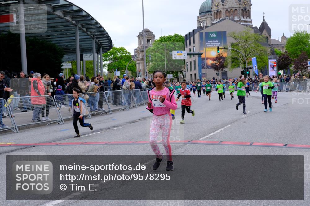 25.04.2026 - Das Zehntel Tim E. http://msf.ph/oto/9578295 25.04.2026 11:03:13 Ziel 5052, 5053, 5215, 5217, 5398, 5594, 5630, 5662, 5945, 5971, 5985, 5991, 6030, 6190, 6399, 6567, 6593, 6887, 7064, 7087, 7117, 7273, 7345, 7426, 7440, 7444, 7483, 7600, 7979, 7980, 7994 meine-sportfotos.de