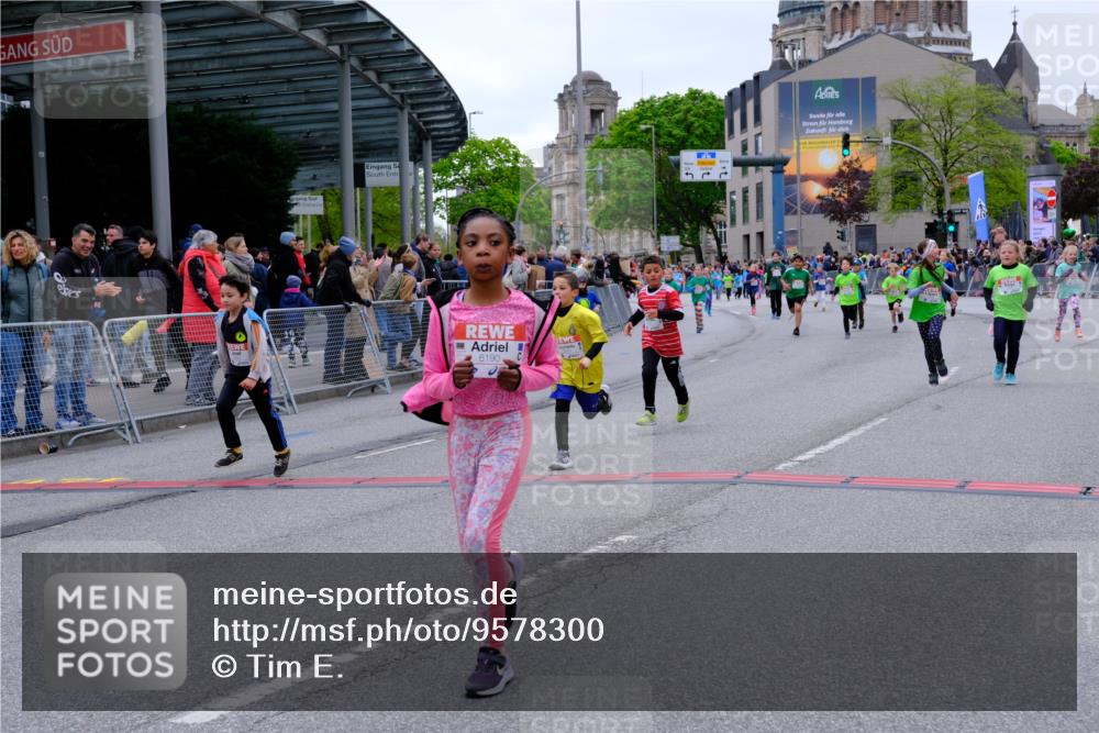 25.04.2026 - Das Zehntel Tim E. http://msf.ph/oto/9578300 25.04.2026 11:03:13 Ziel 5052, 5053, 5215, 5217, 5398, 5594, 5630, 5662, 5945, 5971, 5985, 5991, 6030, 6190, 6399, 6567, 6593, 6887, 7064, 7087, 7117, 7273, 7345, 7426, 7440, 7444, 7483, 7600, 7979, 7980, 7994 meine-sportfotos.de