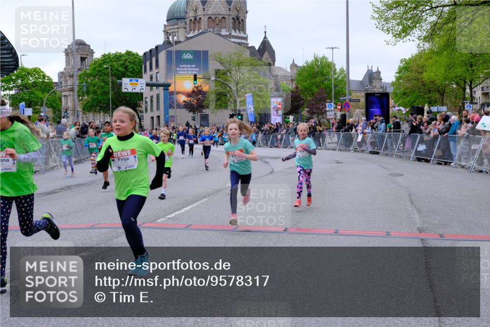 25.04.2026 - Das Zehntel Tim E. http://msf.ph/oto/9578317 25.04.2026 11:03:17 Ziel 5052, 5053, 5215, 5217, 5533, 5594, 5630, 5945, 5969, 5971, 5985, 5991, 6190, 6399, 6460, 6466, 6567, 6593, 7273, 7345, 7426, 7483, 7600, 7994 meine-sportfotos.de