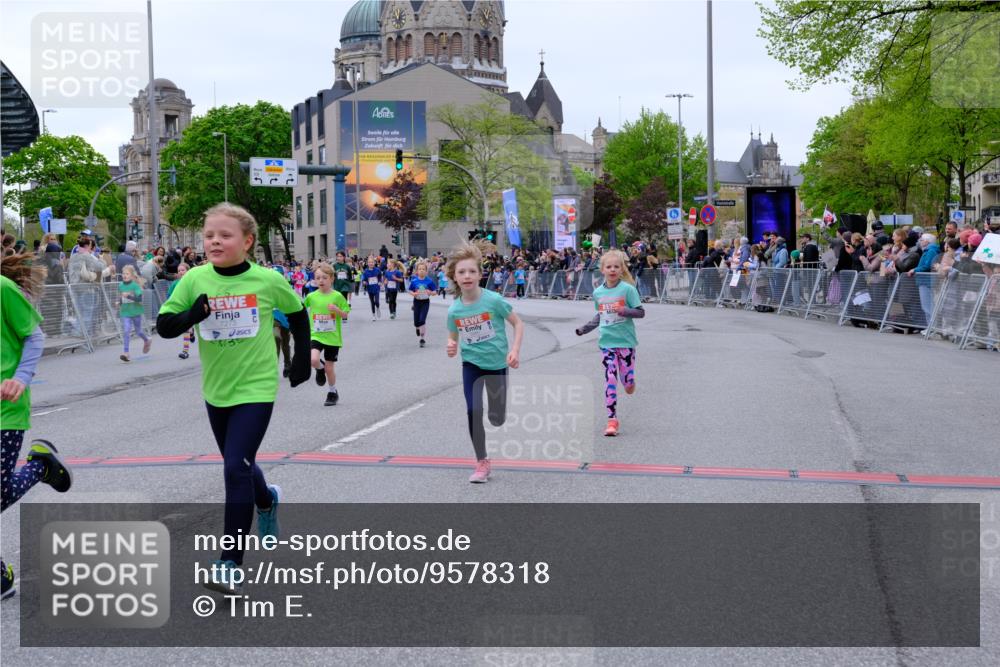 25.04.2026 - Das Zehntel Tim E. http://msf.ph/oto/9578318 25.04.2026 11:03:17 Ziel 5052, 5053, 5215, 5217, 5533, 5594, 5630, 5945, 5969, 5971, 5985, 5991, 6190, 6399, 6460, 6466, 6567, 6593, 7273, 7345, 7426, 7483, 7600, 7994 meine-sportfotos.de