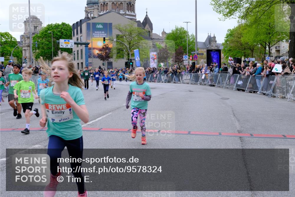 25.04.2026 - Das Zehntel Tim E. http://msf.ph/oto/9578324 25.04.2026 11:03:18 Ziel 5052, 5053, 5215, 5217, 5533, 5594, 5630, 5945, 5969, 5971, 5985, 5991, 6190, 6399, 6460, 6466, 6567, 6593, 7273, 7345, 7426, 7483, 7600, 7994 meine-sportfotos.de