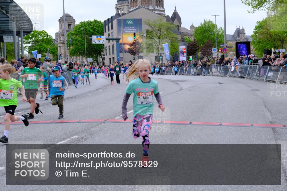 25.04.2026 - Das Zehntel Tim E. http://msf.ph/oto/9578329 25.04.2026 11:03:18 Ziel 5052, 5053, 5215, 5217, 5533, 5594, 5630, 5945, 5969, 5971, 5985, 5991, 6190, 6399, 6460, 6466, 6567, 6593, 7273, 7345, 7426, 7483, 7600, 7994 meine-sportfotos.de