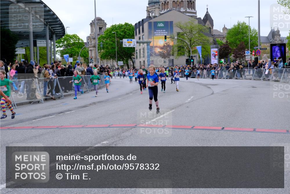 25.04.2026 - Das Zehntel Tim E. http://msf.ph/oto/9578332 25.04.2026 11:03:20 Ziel 5052, 5053, 5215, 5217, 5328, 5331, 5346, 5348, 5533, 5630, 5945, 5969, 5971, 5985, 5991, 6460, 6466, 6486, 6494, 6593, 7273, 7345 meine-sportfotos.de