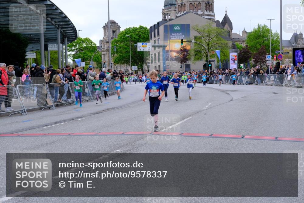 25.04.2026 - Das Zehntel Tim E. http://msf.ph/oto/9578337 25.04.2026 11:03:20 Ziel 5052, 5053, 5215, 5217, 5328, 5331, 5346, 5348, 5533, 5630, 5945, 5969, 5971, 5985, 5991, 6460, 6466, 6486, 6494, 6593, 7273, 7345 meine-sportfotos.de