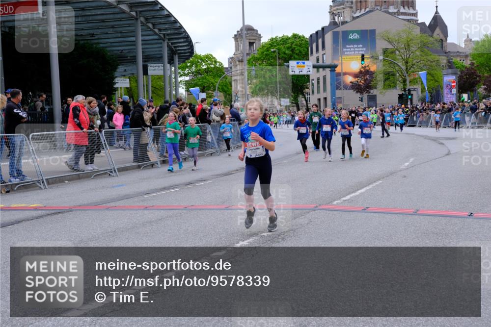 25.04.2026 - Das Zehntel Tim E. http://msf.ph/oto/9578339 25.04.2026 11:03:21 Ziel 5052, 5053, 5215, 5217, 5328, 5331, 5346, 5348, 5533, 5630, 5945, 5969, 5971, 5985, 6460, 6466, 6486, 6494, 6791, 6795, 7273, 7345 meine-sportfotos.de