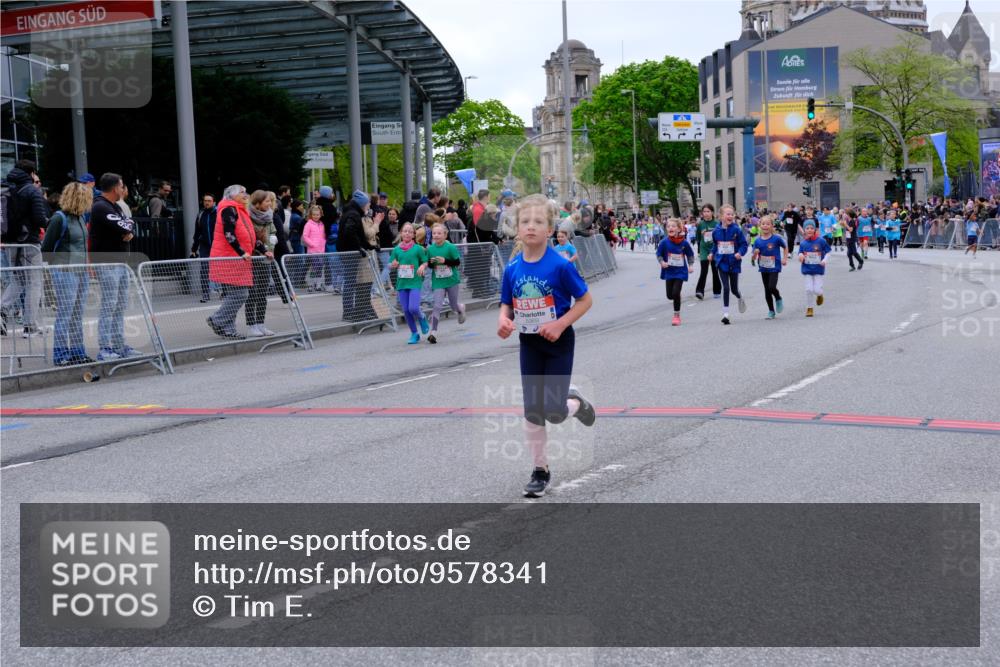 25.04.2026 - Das Zehntel Tim E. http://msf.ph/oto/9578341 25.04.2026 11:03:21 Ziel 5052, 5053, 5215, 5217, 5328, 5331, 5346, 5348, 5533, 5630, 5945, 5969, 5971, 5985, 6460, 6466, 6486, 6494, 6791, 6795, 7273, 7345 meine-sportfotos.de