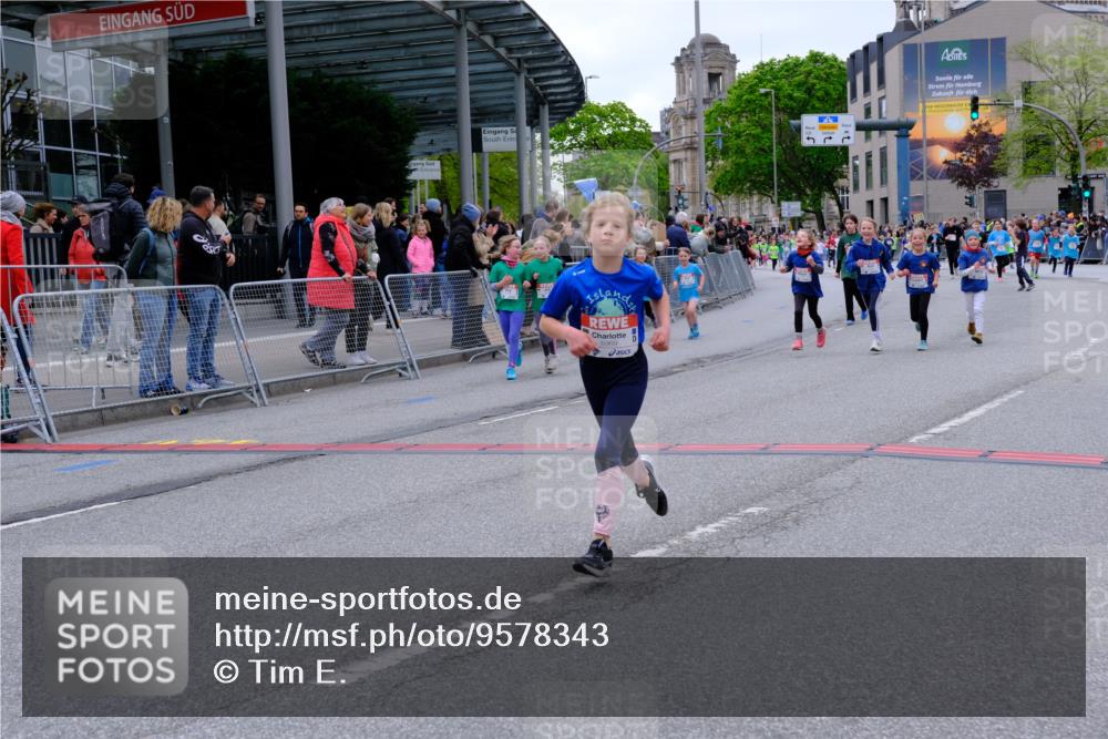 25.04.2026 - Das Zehntel Tim E. http://msf.ph/oto/9578343 25.04.2026 11:03:22 Ziel 5215, 5217, 5328, 5331, 5346, 5348, 5533, 5630, 5945, 5969, 5971, 5985, 6460, 6466, 6486, 6494, 6791, 6795, 7273, 7345 meine-sportfotos.de