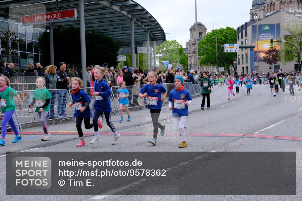 25.04.2026 - Das Zehntel Tim E. http://msf.ph/oto/9578362 25.04.2026 11:03:25 Ziel 5215, 5217, 5328, 5331, 5346, 5348, 5533, 5542, 5630, 5948, 5969, 6460, 6466, 6486, 6494, 6664, 6704, 6791, 6795, 6879, 6948 meine-sportfotos.de
