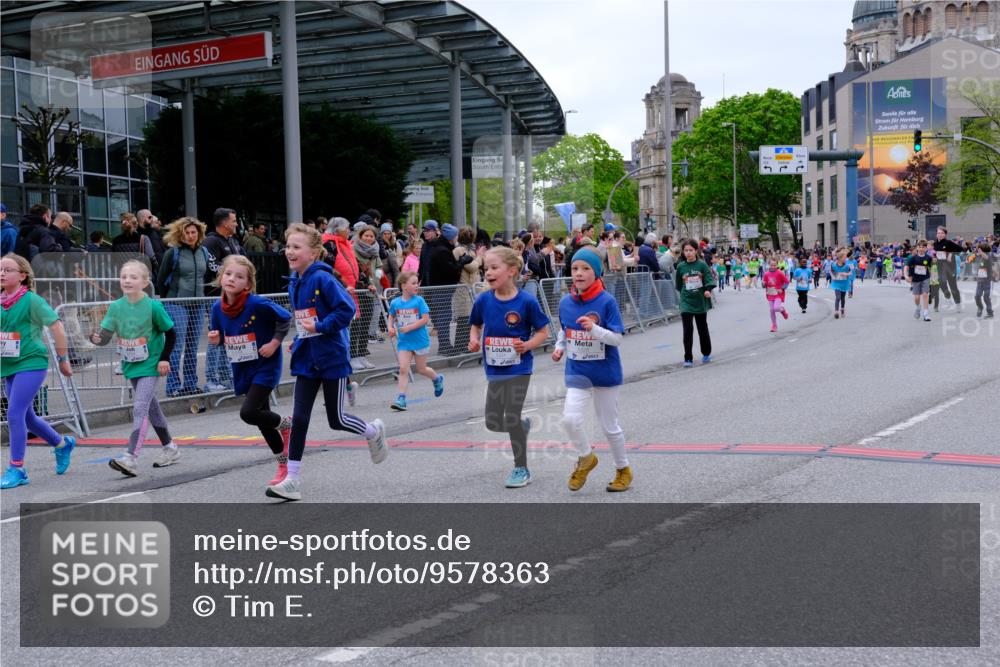 25.04.2026 - Das Zehntel Tim E. http://msf.ph/oto/9578363 25.04.2026 11:03:25 Ziel 5215, 5217, 5328, 5331, 5346, 5348, 5533, 5542, 5630, 5948, 5969, 6460, 6466, 6486, 6494, 6664, 6704, 6791, 6795, 6879, 6948 meine-sportfotos.de
