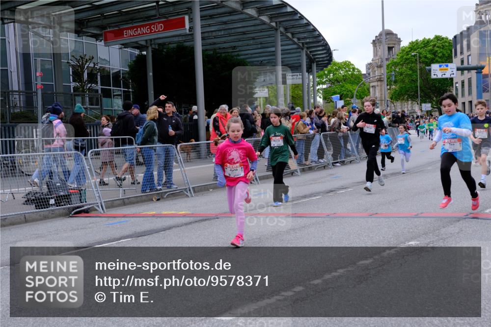 25.04.2026 - Das Zehntel Tim E. http://msf.ph/oto/9578371 25.04.2026 11:03:29 Ziel 5328, 5331, 5346, 5348, 5542, 5593, 5599, 5603, 5613, 5645, 5948, 6486, 6494, 6664, 6704, 6791, 6792, 6795, 6797, 6804, 6879, 6948, 7043 meine-sportfotos.de