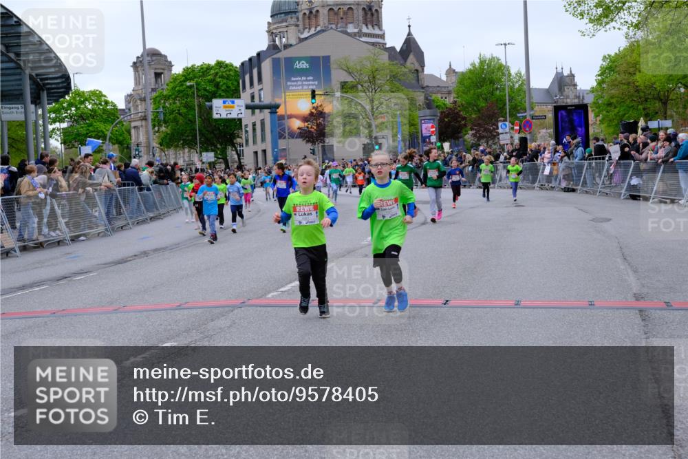 25.04.2026 - Das Zehntel Tim E. http://msf.ph/oto/9578405 25.04.2026 11:03:37 Ziel 5536, 5542, 5552, 5593, 5599, 5603, 5610, 5613, 5645, 6664, 6704, 6784, 6792, 6793, 6797, 6804, 6948, 7021, 7023, 7043, 7762, 7991, 7992, 7995 meine-sportfotos.de