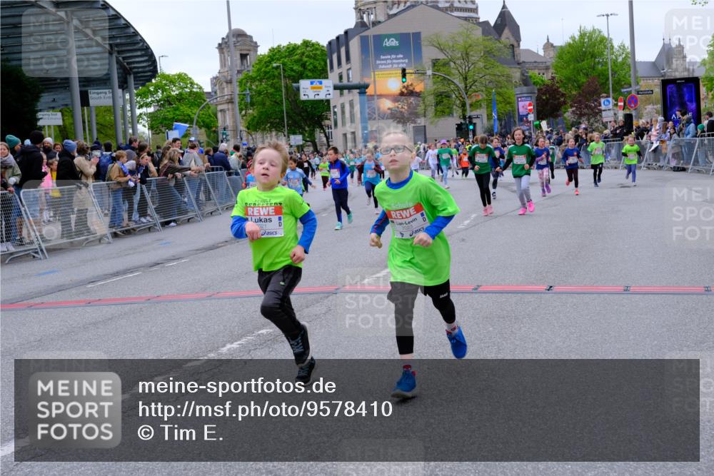 25.04.2026 - Das Zehntel Tim E. http://msf.ph/oto/9578410 25.04.2026 11:03:38 Ziel 5335, 5337, 5349, 5536, 5552, 5593, 5599, 5603, 5610, 5613, 5645, 5908, 6784, 6792, 6793, 6797, 6804, 7021, 7023, 7043, 7762, 7991, 7992, 7995 meine-sportfotos.de