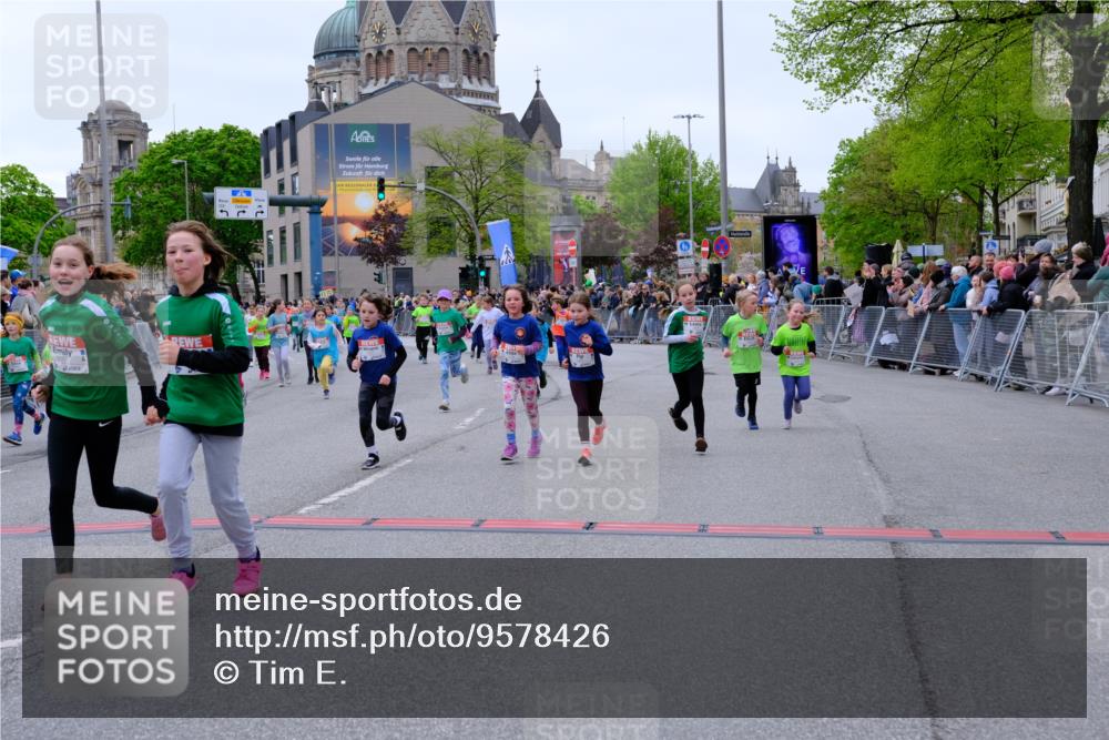 25.04.2026 - Das Zehntel Tim E. http://msf.ph/oto/9578426 25.04.2026 11:03:42 Ziel 5335, 5337, 5349, 5536, 5552, 5610, 5615, 5625, 5716, 5908, 6459, 6463, 6468, 6472, 6784, 6793, 7021, 7023, 7034, 7041, 7063, 7069, 7084, 7279, 7762, 7991, 7992, 7995 meine-sportfotos.de