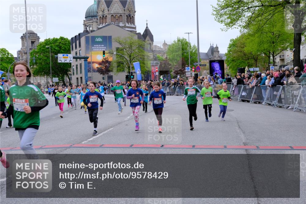 25.04.2026 - Das Zehntel Tim E. http://msf.ph/oto/9578429 25.04.2026 11:03:42 Ziel 5335, 5337, 5349, 5536, 5552, 5610, 5615, 5625, 5716, 5908, 6459, 6463, 6468, 6472, 6784, 6793, 7021, 7023, 7034, 7041, 7063, 7069, 7084, 7279, 7762, 7991, 7992, 7995 meine-sportfotos.de