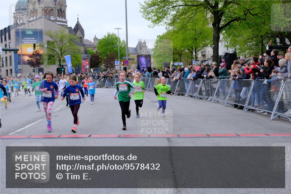 25.04.2026 - Das Zehntel Tim E. http://msf.ph/oto/9578432 25.04.2026 11:03:43 Ziel 5020, 5028, 5335, 5337, 5349, 5536, 5552, 5610, 5615, 5625, 5716, 5908, 6459, 6463, 6468, 6472, 6793, 7021, 7023, 7034, 7041, 7063, 7069, 7084, 7279, 7499, 7515, 7762, 7991, 7992, 7995 meine-sportfotos.de