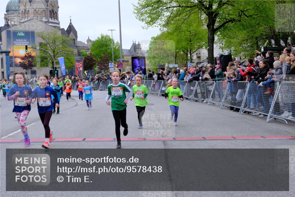 25.04.2026 - Das Zehntel Tim E. http://msf.ph/oto/9578438 25.04.2026 11:03:44 Ziel 5020, 5028, 5335, 5337, 5349, 5536, 5552, 5610, 5615, 5625, 5716, 5908, 6459, 6463, 6468, 6472, 6793, 7021, 7023, 7034, 7039, 7041, 7044, 7063, 7069, 7084, 7279, 7348, 7352, 7499, 7515, 7991, 7992, 7995 meine-sportfotos.de