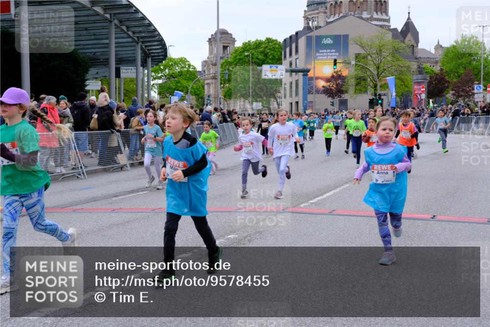 25.04.2026 - Das Zehntel Tim E. http://msf.ph/oto/9578455 25.04.2026 11:03:47 Ziel 5020, 5028, 5335, 5337, 5349, 5536, 5552, 5610, 5615, 5625, 5716, 5908, 6459, 6463, 6468, 6472, 6789, 6793, 6959, 7034, 7039, 7041, 7044, 7063, 7069, 7084, 7279, 7287, 7290, 7348, 7352, 7437, 7462, 7472, 7499, 7515, 7768, 7991, 7992, 7995 meine-sportfotos.de