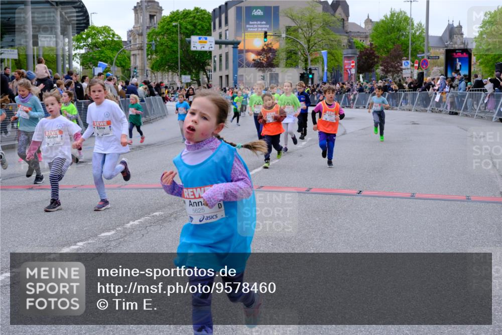 25.04.2026 - Das Zehntel Tim E. http://msf.ph/oto/9578460 25.04.2026 11:03:48 Ziel 5020, 5028, 5335, 5337, 5349, 5536, 5552, 5610, 5615, 5625, 5716, 5908, 6459, 6463, 6468, 6472, 6789, 6793, 6959, 7022, 7034, 7039, 7041, 7044, 7063, 7069, 7084, 7279, 7287, 7290, 7348, 7352, 7437, 7462, 7472, 7499, 7515, 7768, 7991, 7992, 7995 meine-sportfotos.de