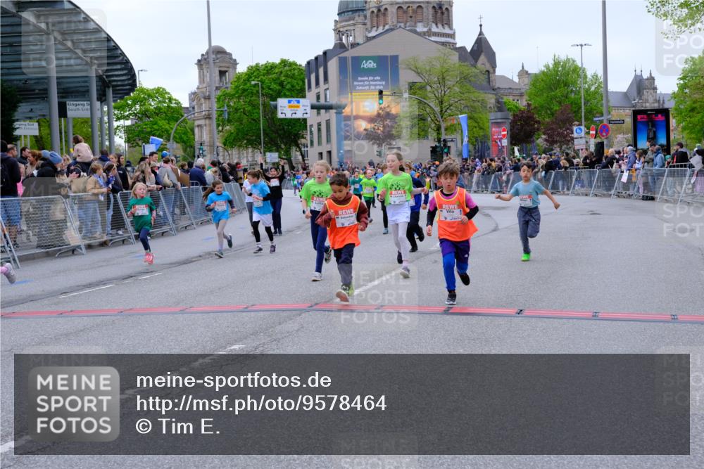 25.04.2026 - Das Zehntel Tim E. http://msf.ph/oto/9578464 25.04.2026 11:03:49 Ziel 5020, 5028, 5335, 5337, 5349, 5615, 5625, 5716, 5908, 6459, 6463, 6468, 6472, 6789, 6793, 6959, 7022, 7034, 7039, 7041, 7044, 7063, 7069, 7084, 7279, 7287, 7290, 7348, 7352, 7437, 7462, 7472, 7499, 7515, 7768 meine-sportfotos.de