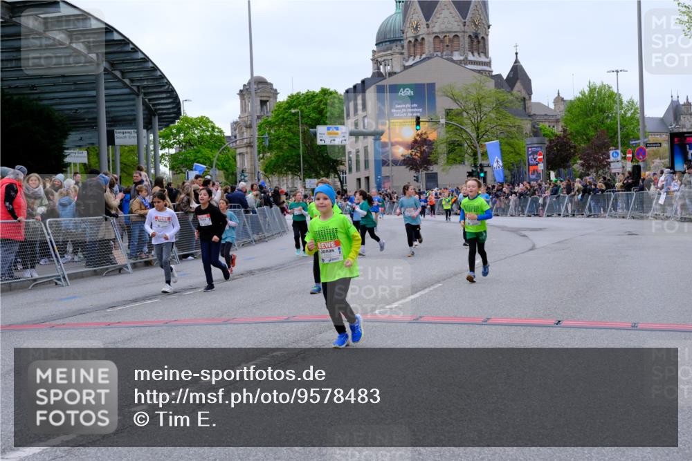 25.04.2026 - Das Zehntel Tim E. http://msf.ph/oto/9578483 25.04.2026 11:03:54 Ziel 5020, 5028, 5246, 6487, 6490, 6560, 6789, 6959, 7022, 7032, 7039, 7044, 7287, 7290, 7348, 7352, 7437, 7449, 7450, 7458, 7462, 7470, 7472, 7499, 7515, 7768, 7822, 7847, 7864 meine-sportfotos.de