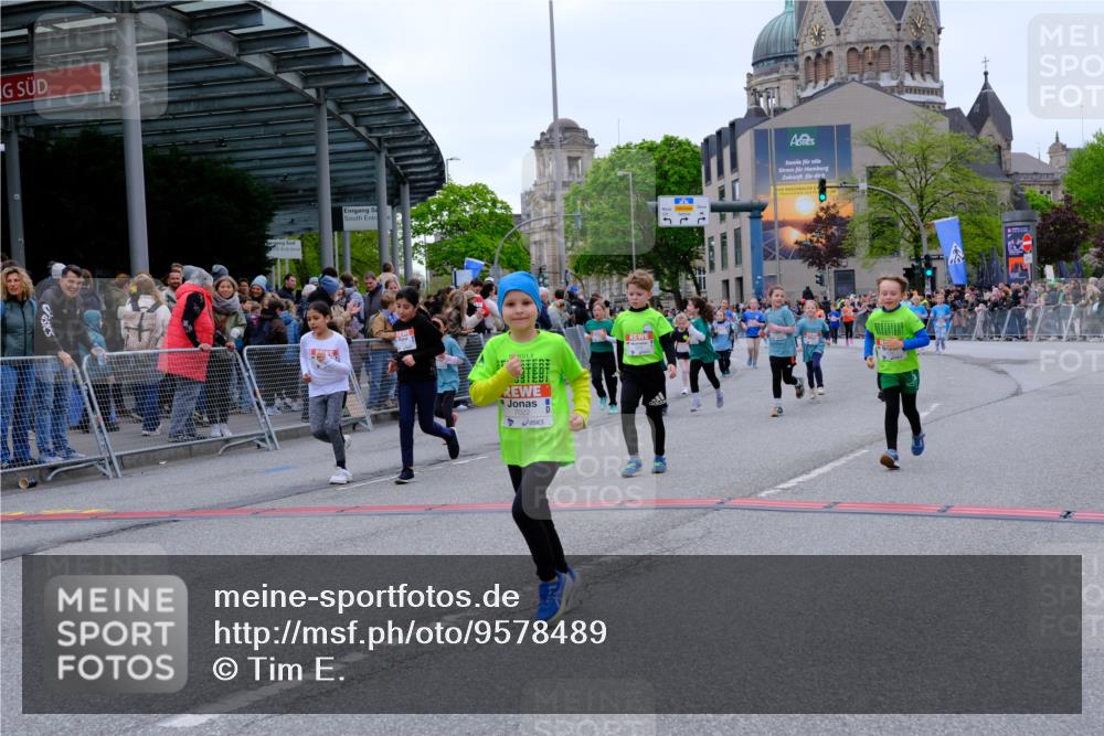25.04.2026 - Das Zehntel Tim E. http://msf.ph/oto/9578489 25.04.2026 11:03:54 Ziel 5020, 5028, 5246, 6487, 6490, 6560, 6789, 6959, 7022, 7032, 7039, 7044, 7287, 7290, 7348, 7352, 7437, 7449, 7450, 7458, 7462, 7470, 7472, 7499, 7515, 7768, 7822, 7847, 7864 meine-sportfotos.de