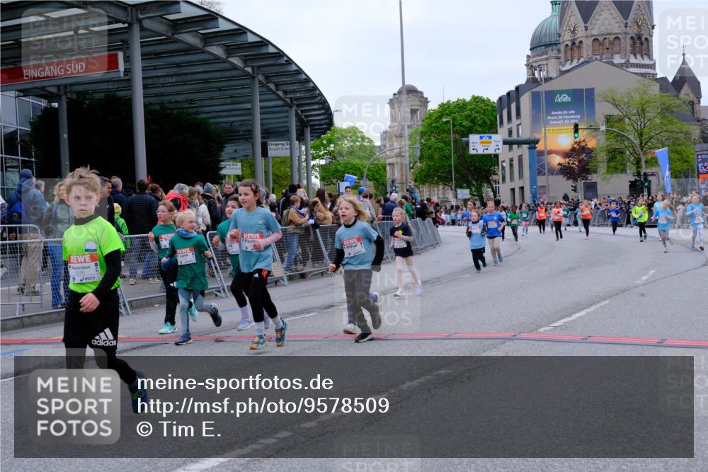 25.04.2026 - Das Zehntel Tim E. http://msf.ph/oto/9578509 25.04.2026 11:03:58 Ziel 5246, 6346, 6368, 6487, 6490, 6560, 6789, 6794, 6808, 6959, 7022, 7032, 7437, 7449, 7450, 7458, 7462, 7470, 7649, 7822, 7847, 7864 meine-sportfotos.de