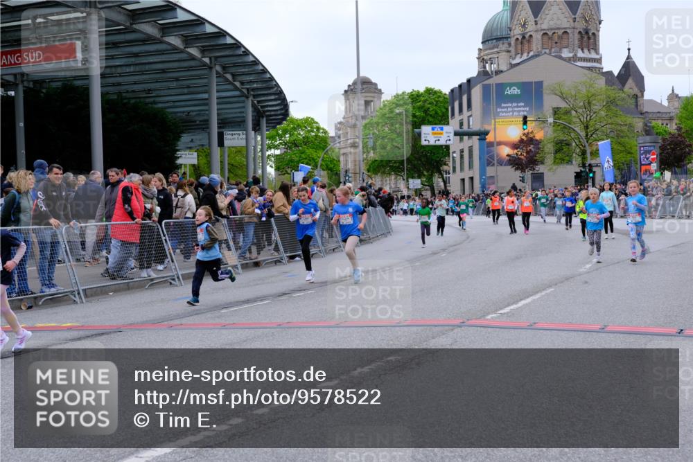 25.04.2026 - Das Zehntel Tim E. http://msf.ph/oto/9578522 25.04.2026 11:04:00 Ziel 5246, 5846, 6346, 6368, 6487, 6490, 6560, 6794, 6808, 7022, 7032, 7449, 7450, 7458, 7470, 7649, 7822, 7847, 7864 meine-sportfotos.de