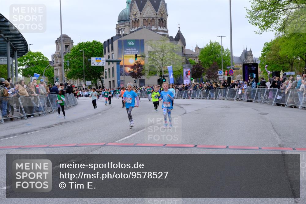25.04.2026 - Das Zehntel Tim E. http://msf.ph/oto/9578527 25.04.2026 11:04:02 Ziel 5246, 5846, 6271, 6346, 6368, 6487, 6490, 6560, 6794, 6808, 7032, 7449, 7450, 7458, 7470, 7649, 7822, 7847, 7864 meine-sportfotos.de