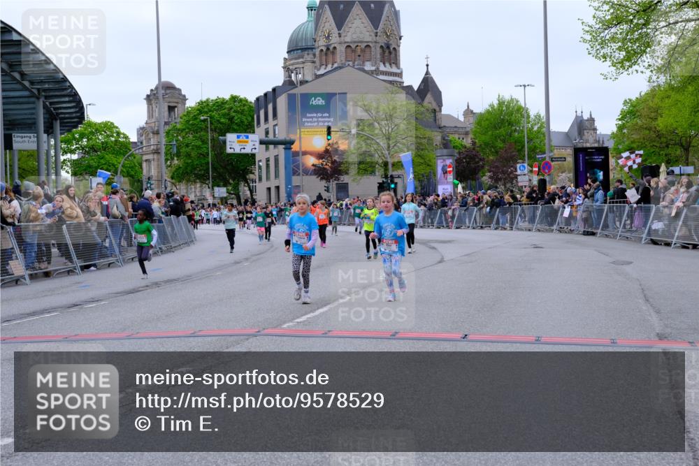 25.04.2026 - Das Zehntel Tim E. http://msf.ph/oto/9578529 25.04.2026 11:04:02 Ziel 5246, 5846, 6271, 6346, 6368, 6487, 6490, 6560, 6794, 6808, 7032, 7449, 7450, 7458, 7470, 7649, 7822, 7847, 7864 meine-sportfotos.de